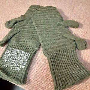 WOOL MILITARY TRIGGER FINGER MITTEN LINERS NEW UNISSUED MEDIUM GREEN