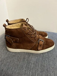 Christian Louboutin Nono Correa Marrón Gamuza Prendas para el torso altas Entrenadores 44 UK 10 - Imagen 1 de 11