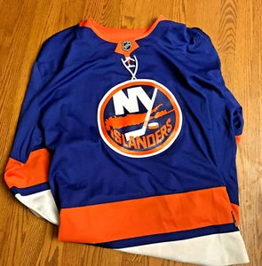 New York Islanders Sorokin #30 Fanatics Men's NHL Jersey Never Worn! Size 3XL - Picture 1 of 10