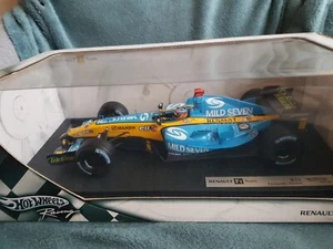 RENAULT R25 F.ALONSO WORLD CHAMPION 2005 HOOTWEELS 1/18 - Foto 1 di 3