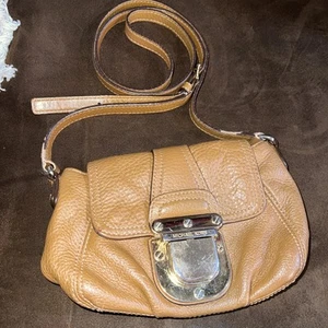 Vintage Michael Kors kleine Umhängetasche braun Leder Charlton goldene Schnalle - Bild 1 von 6