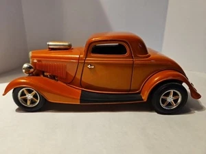 VINTAGE 1934 Ford Coupe 1:18 ERTL Displayed only. Excellent Condition. - Picture 1 of 12