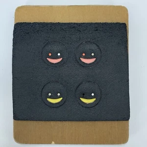 TINY HAPPY FACES - Die Cut 5" x 6" Smile Wooden School Classroom Craft 1" Circle - Picture 1 of 6