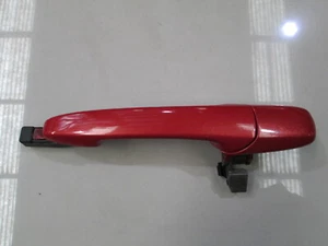 GENUINE 2005 Mazda 3 Right Side Rear Outer Door Handle Red Paint Code 27A - Bild 1 von 3