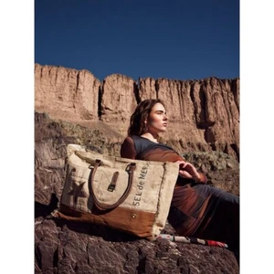 Myra Bag Handmade Winsta Weekender Bag Upcycled Canvas & Cowhide Leather - Picture 1 of 9