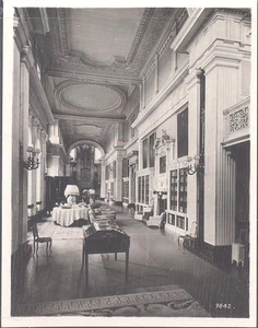 England - Blenheim Palace - Long Library - Picture 1 of 1