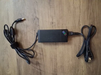 Adaptador de CA IBM Lenovo 08K8206 08K8207 08K8208 08K8209 08K8210 16V 4.5A Foto 1 de 2