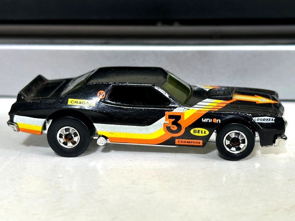 Ford Torino Stocker Hot Wheels Blackwall negro #3 Crager Bell Union 76 Goodyear Foto 1 de 4