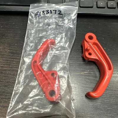 Manija de liberación de capó genuina Volvo para 240 740 760 940 850 C70 S70 V70 9133172 Foto 1 de 3