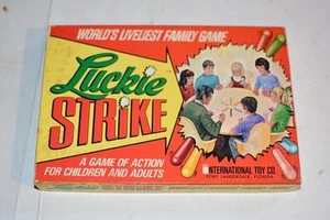 1972 Vintage Retro Luckie Strike Family GAME International Toy Co. - Picture 1 of 1