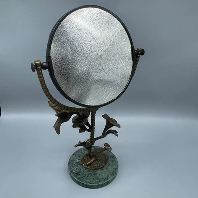 Espejo tocador de mesa SPI Home de latón y mármol colibrí y flores de dos caras Foto 1 de 4