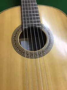 Classical Guitar - Picture 1 of 7