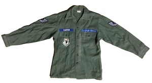 Camisa de satén de algodón OG-107 de colección de la Fuerza Aérea de los Estados Unidos con parches (medidas a continuación) - Imagen 1 de 9