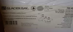 Rubinetto bagno ad arco basso Glacier Bay Mandouri 4" set centrale, nichel spazzolato - NUOVO - Foto 1 di 3
