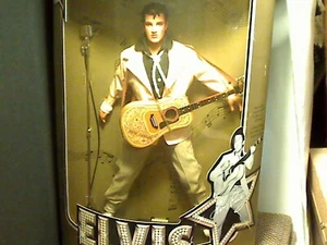 Elvis Teen-Idol "The Sun Never Sets On A Legend " 1993 collector doll NRFB - Picture 1 of 5
