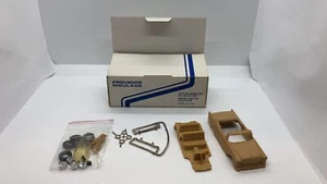 PROVENCE MOULAGE CHEVROLET CABRIOLET 1955 KIT DA MONTARE IN VTR SCALA 1:43 - Foto 1 di 3