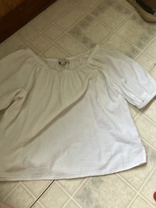 Ann Taylor White Crinkle blouse size Small  Elastic Neckline And Sleeves Gauzy - Picture 1 of 4