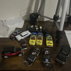 1:32 #3 GOODWRENCH SERVICE WRANGLER DALE EARNHARDT SR Car Lot - Picture 1 of 19