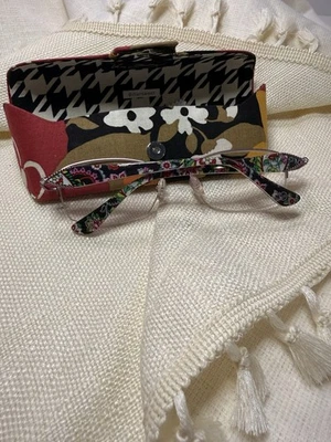 Gafas Vera Bradley Lynn Petal Paisley 54-17-135 + Estuche agridulce  Foto 1 de 4