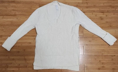 Suéter Athleta Blanco Marl Shasta Alto-Bajo Cuello en V Mezcla de Lana Grueso Tejido con Cable XXS Foto 1 de 4