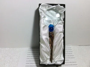 GLASS MAGNIFIER WITH SWIRL ART GLASS HANDLE New in window box Ganz Beautiful! - Picture 1 of 4