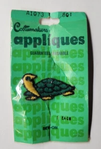 Vintage Costumakers Appliques Green Turtle Sew on Patch New Old Stock - Picture 1 of 2