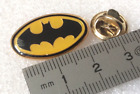 Pin's lapel pin's Batman DC Comics 1989  (2,4 cm)  version 2 doré
