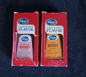 Vintage Kroger 2 Bottles True Taste Flavors Brandy & Orange Extract - Picture 1 of 4