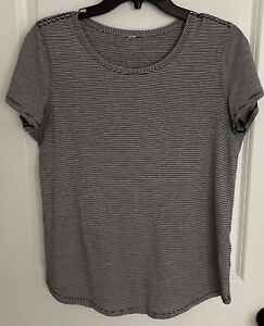 Lululemon Active Top Women's Striped Crew Short Sleeve Size 12 ? M or L