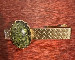 Vintage Tie Clip Bar~ Green Stone Gold Tone~ - Picture 1 of 2