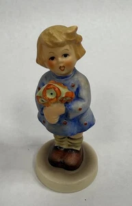 Goebel Hummel “Girl With Nosegay” #239 TMK 5 1967 W. Germany FREE SHIPPING B25 - Picture 1 of 8