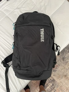 Thule Laptop Backpack with Padded Shoulder Straps - Picture 1 of 5