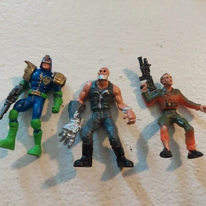 Vintage Judge Dredd Mini Action Figures Lot (3) 1995 Mattel Micro 2.5" - Picture 1 of 6