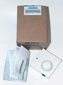 Johnson Controls NS-ATA7003-0 Network Sensor, Temperature Sensor - Picture 1 of 6