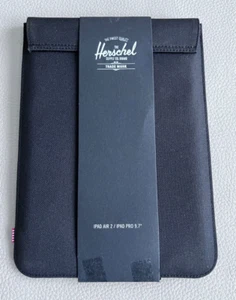 Herschel Supply Company Spokane Sleeve 9-10” for iPad Air 2/ iPad Pro 9.7” - Picture 1 of 6