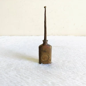 1930s Vintage Brass Sewing Machine Oil Can Sewing Collectible Rich Patina M686 - Picture 1 of 7