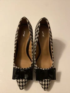 Apt. 9 Black/White Plaid Peep Toe High Heels Size 7 Medium - Picture 1 of 7