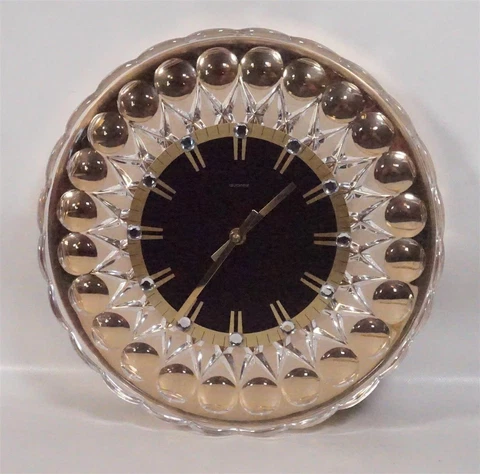 Vintage Hollywood Regency Design Wall Clock Quartz Crystal Glass Brass Plated Cover