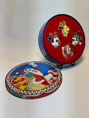 Conjunto de enfeites de biscoito Disney Store 1992 com lata Mickey Minnie Pateta Pluto cerâmica - Imagem 1 de 4