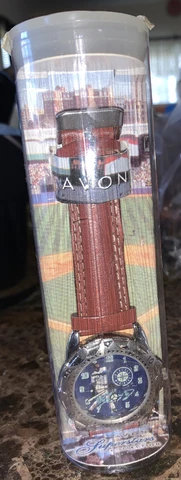 Ken Griffey Jr. collectors Wrist Watch by Avon with cert. of Authenticity Cover