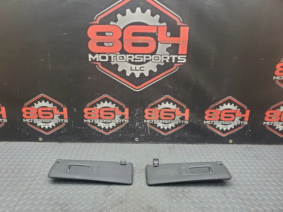 Par de parasol delantero izquierdo y derecho BMW M3 2015-2020 competición OEM #71 Foto 1 de 4