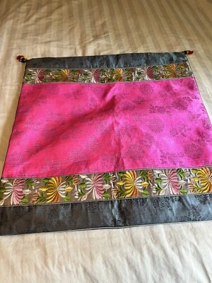 3 fundas de almohada tailandesas asiáticas satinadas bordadas fundas rosa azul borlas florales Foto 1 de 4