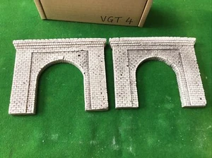 2 X TUNNELS HO OO SCALE 00 SCALE-Block / Brick Style- single track-VGT4 - Picture 1 of 6