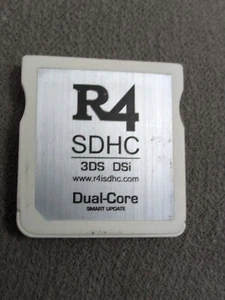 R4 SDHC dual core Micro SD 2GB NDS DSI 3DS - Bild 1 von 3