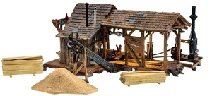 Woodland Scenics 5044 modelo terminado "Buzz's Sawmill" - Imagen 1 de 1