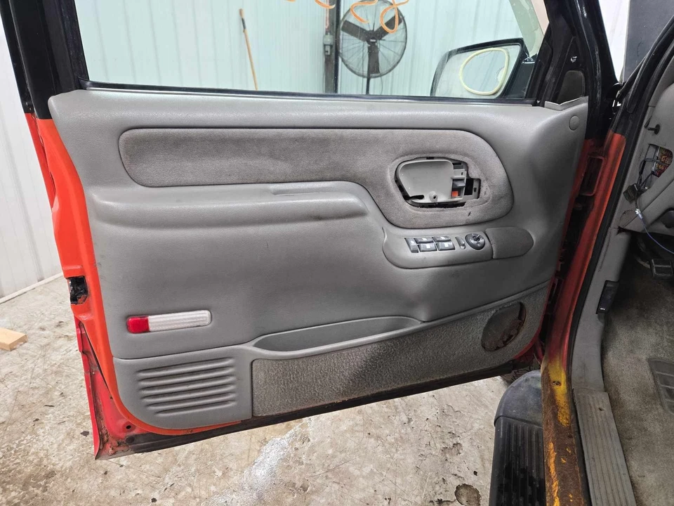 Front Door Trim Panel SUBURBAN 1500 Left 95 96 97 98 99 - Image 1 of 1