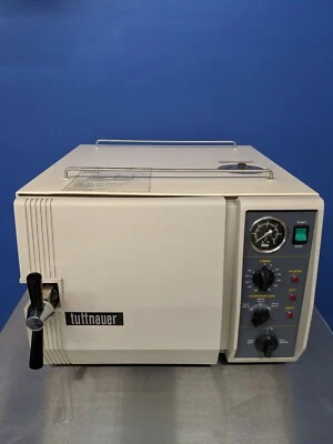 Excelente Esterilizador de Vapor Tuttnauer 2340M Restaurado Autoclave Dental Guerra 6m Foto 1 de 4