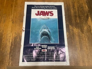 Jaws 1975 Original Movie Poster 27x41 Folded Theater One Sheet Vintage - Picture 1 of 5