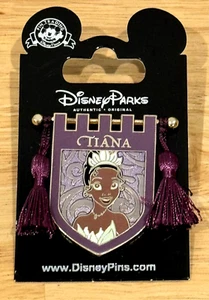 NUEVO TAPIZ DE PRINCESA DISNEY TIANA BANDERA BORLA PRINCESA Y LA RANA PIN - Imagen 1 de 4