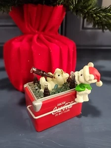 Enesco I Can Bear-ly Wait For A Coca-Cola 1994 adorno de oso de Navidad - Imagen 1 de 8